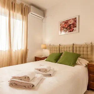 Triana With Free Parking Apartamento Sevilla